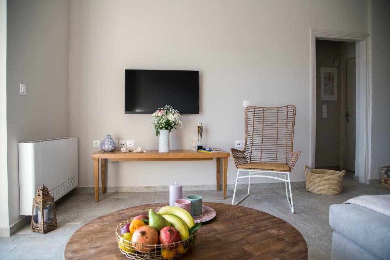 Kalavria Luxury Suites - Magnificent Sea View Of Poros Poros Town Exterior photo
